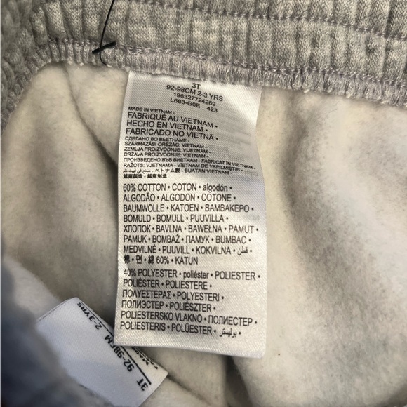 NWT Nike Boys 2 Piece Set - Picture 6 of 6